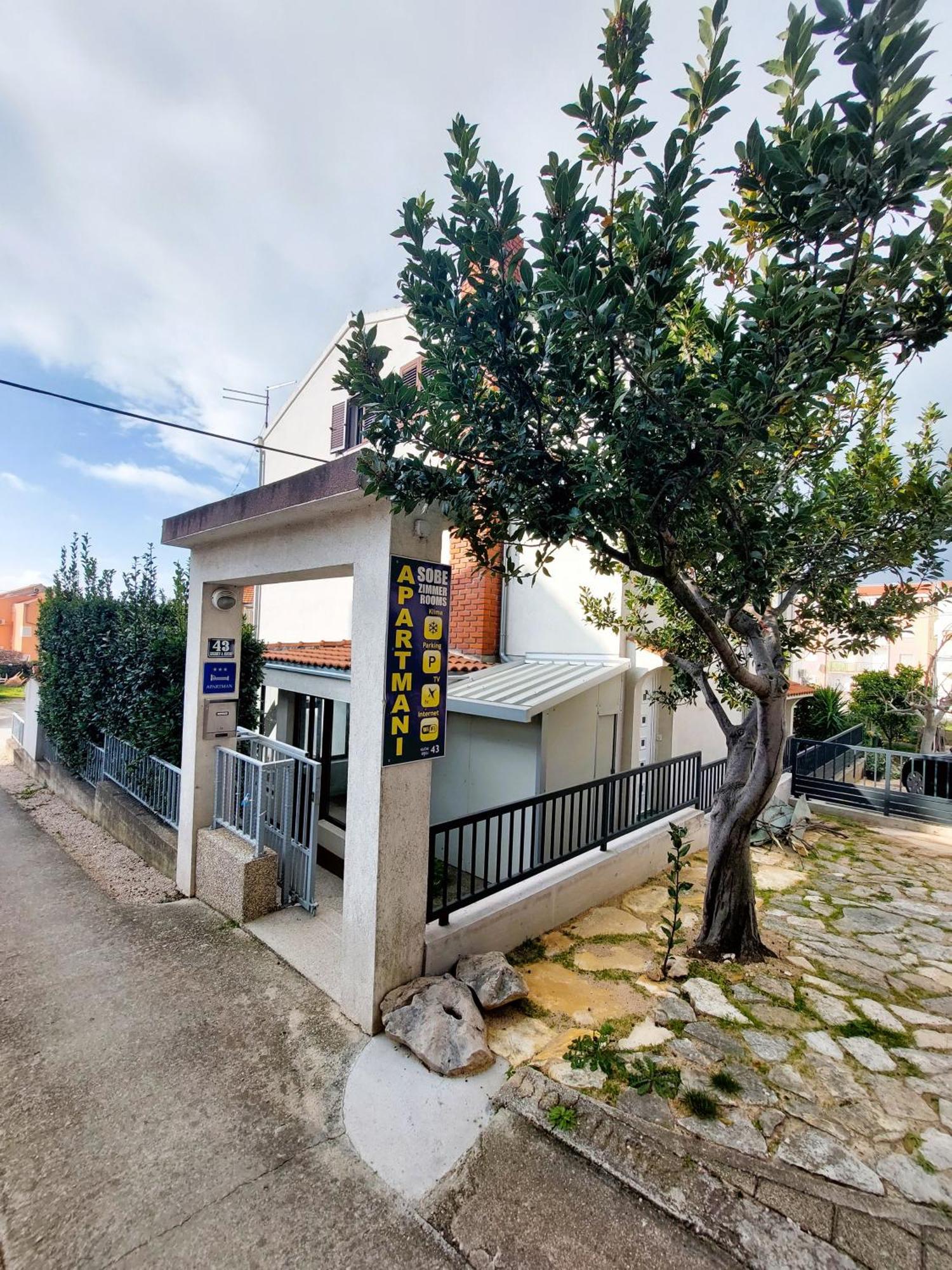 Apartmani Markoc Vodice Buitenkant foto