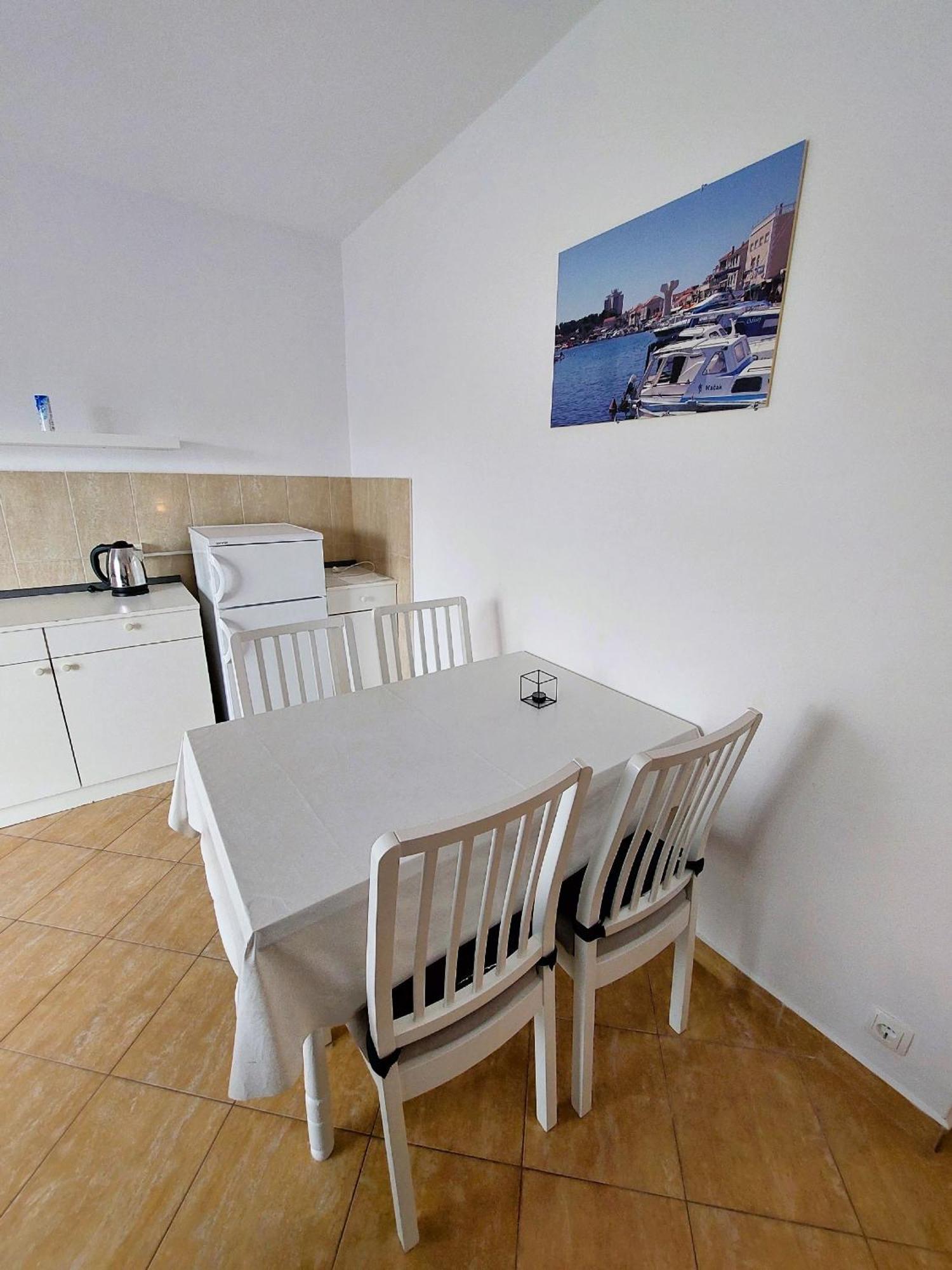 Apartmani Markoc Vodice Buitenkant foto